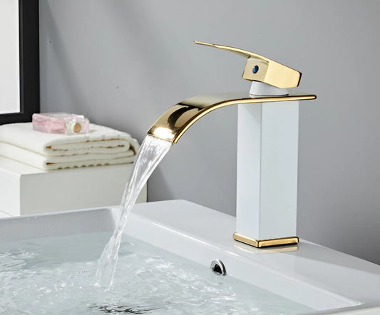 Baterie Baie Cascada, Design Premium, Jet Tip Cascada, Alb-Auriu